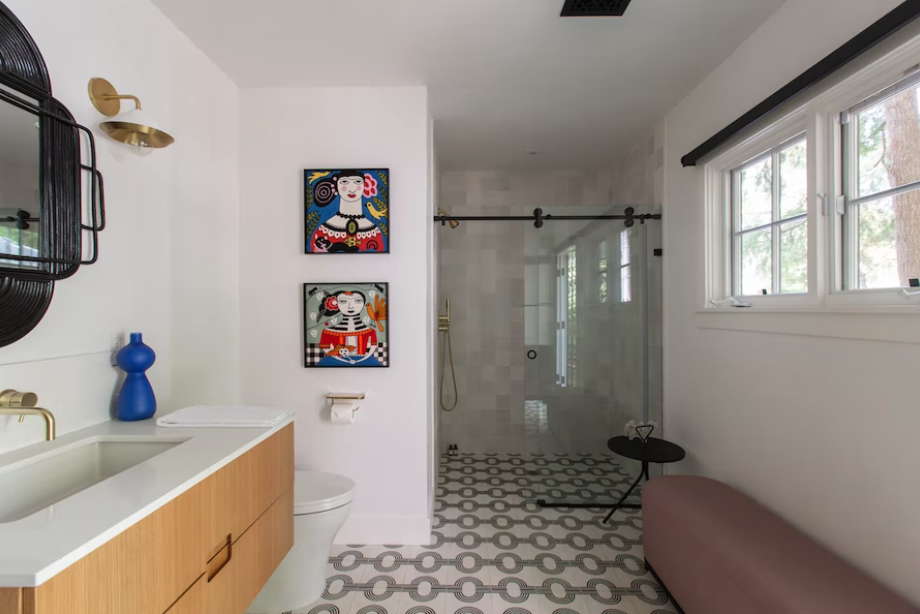 Honeysuckle House - Image 53